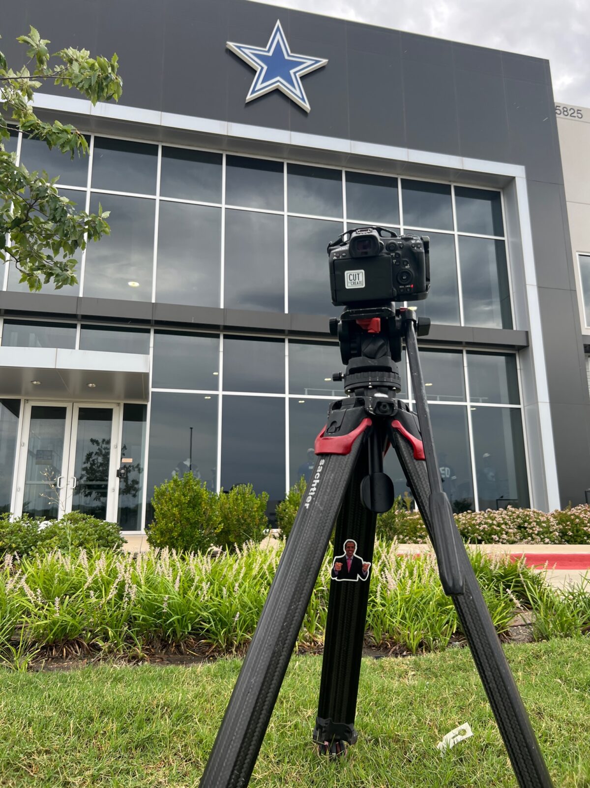 Behind the scenes at Cut to Create's video production shoot for Mitsubishi Logisnext featuring the Dallas Cowboys and how they use Jungheinrich and Cat Lift Trucks.