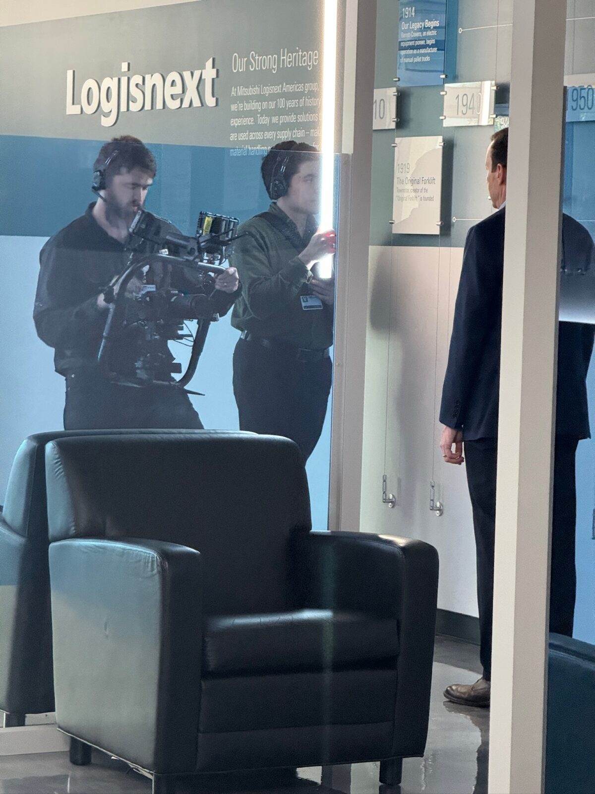 Behind the scenes at Cut To Create's video production shoot in Marengo, IL and Houston, TX for Mitsubishi Logisnext and UniCarriers.