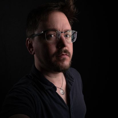 Kevin Fleming Graphic Artist for Corporate Video Production Company Cut To Create based in Houston Texas